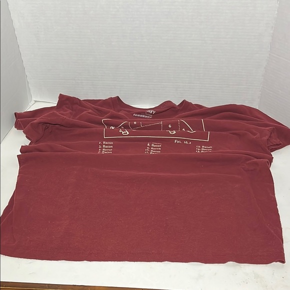 Old Navy Red Short Sleeve Tee with Graphic Design - Picture 8 of 11